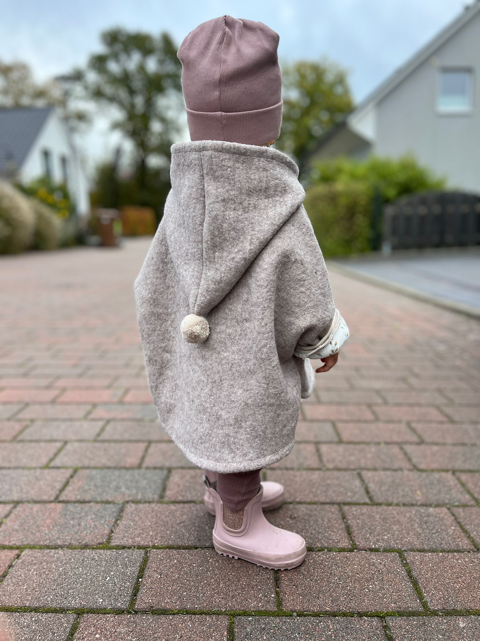 Nähanleitung: Capejacke Maria Größe 86-134