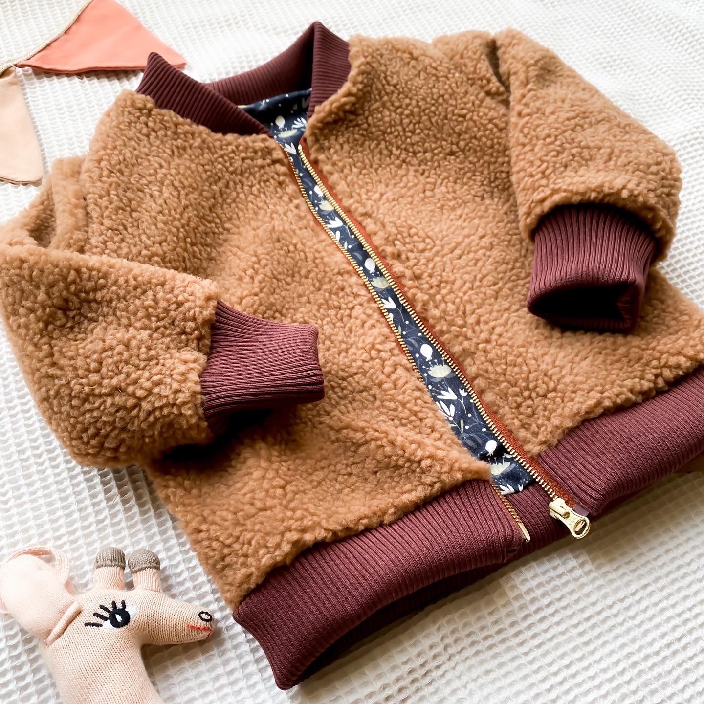 Nähanleitung: Collegejacke Paul Größe 56-110